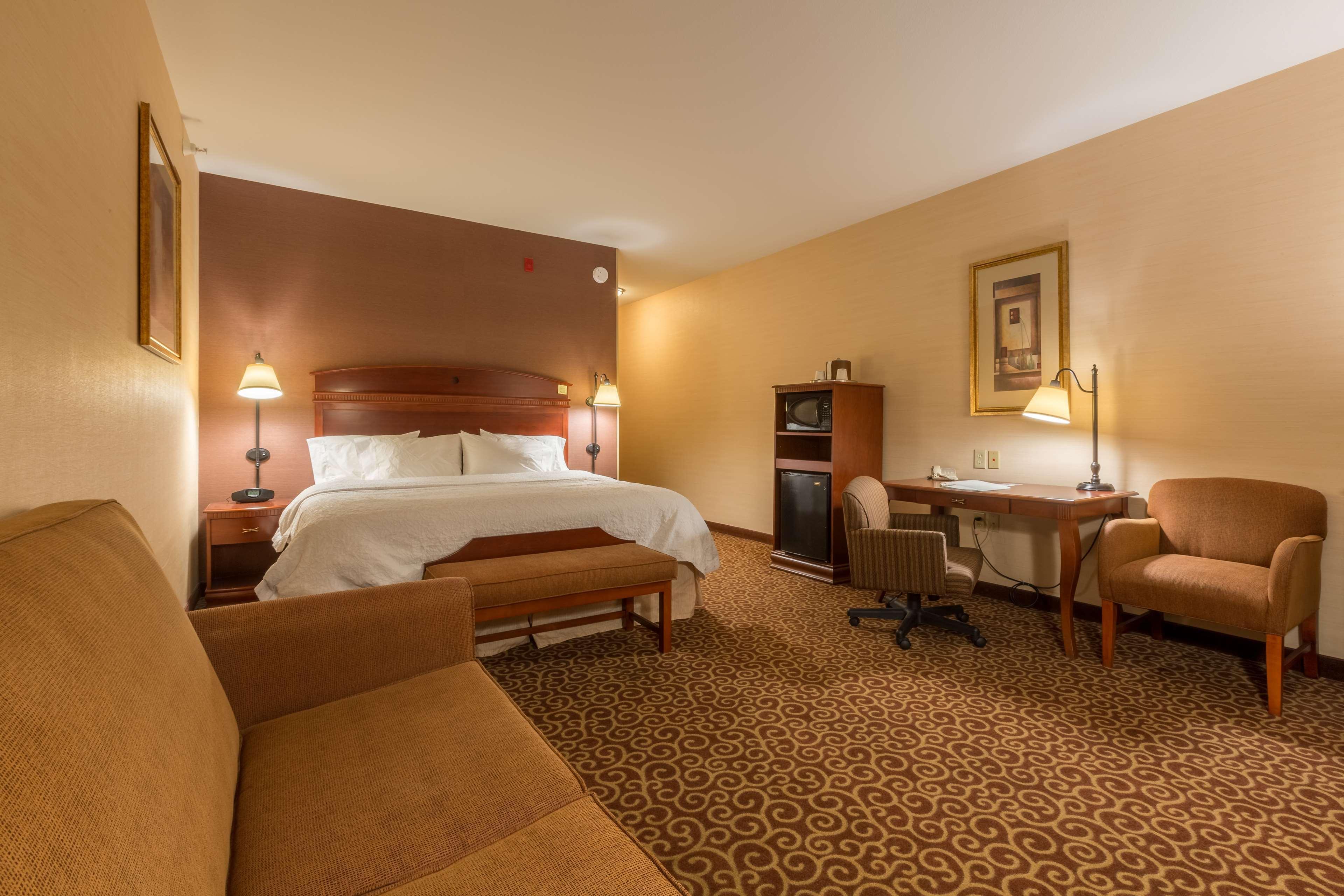 Hampton Inn Goshen Exterior photo
