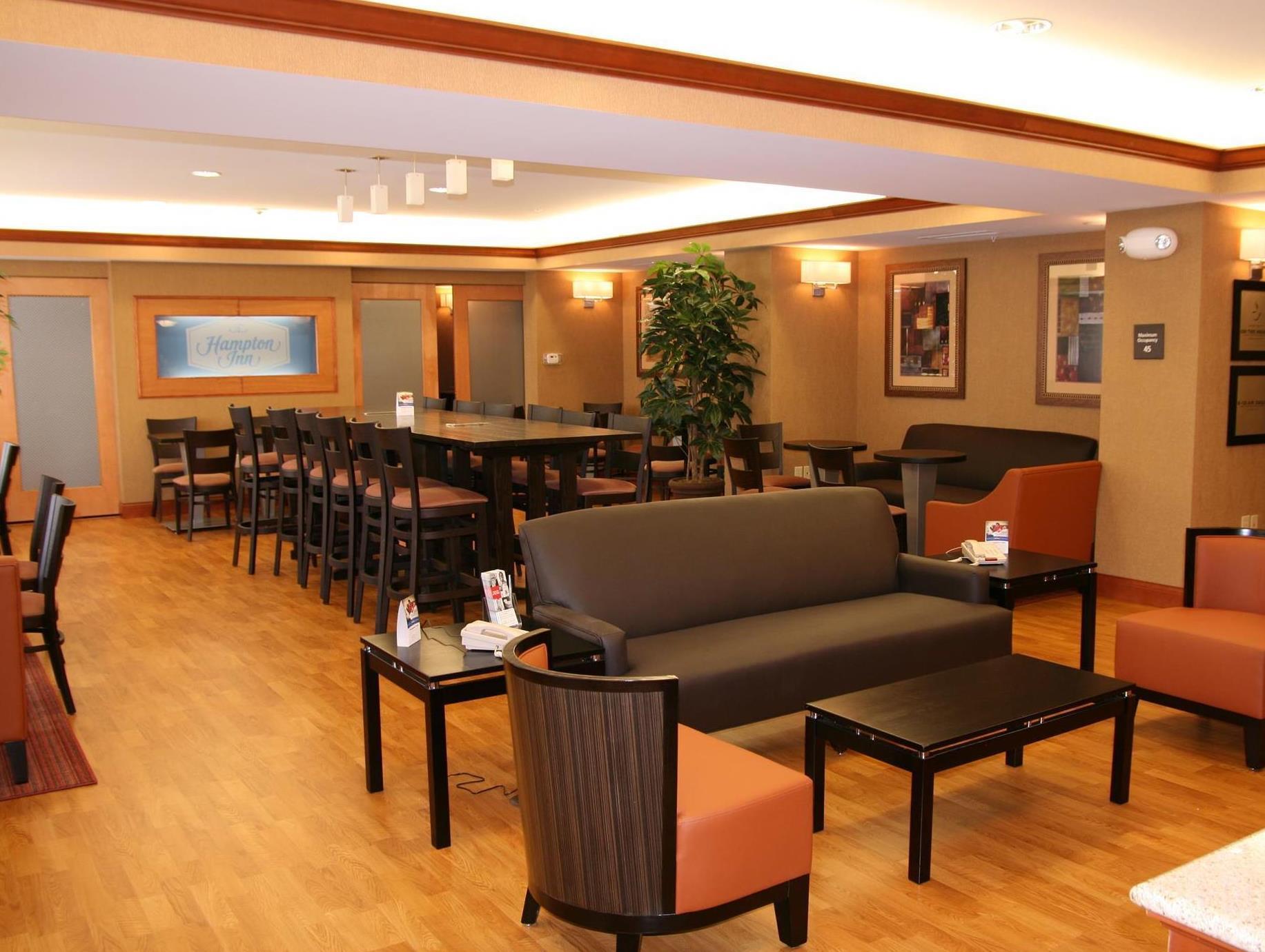 Hampton Inn Goshen Exterior photo