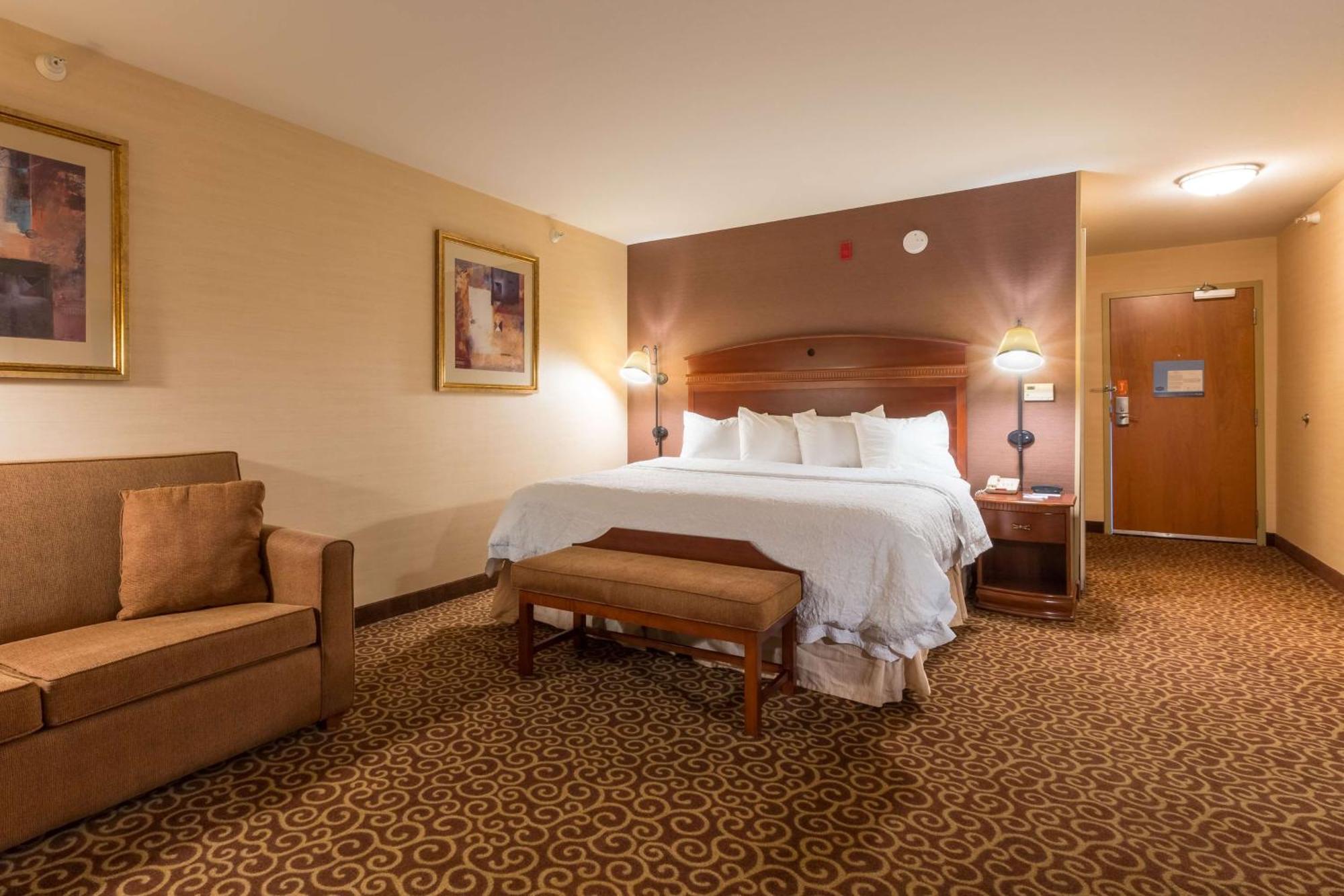 Hampton Inn Goshen Exterior photo