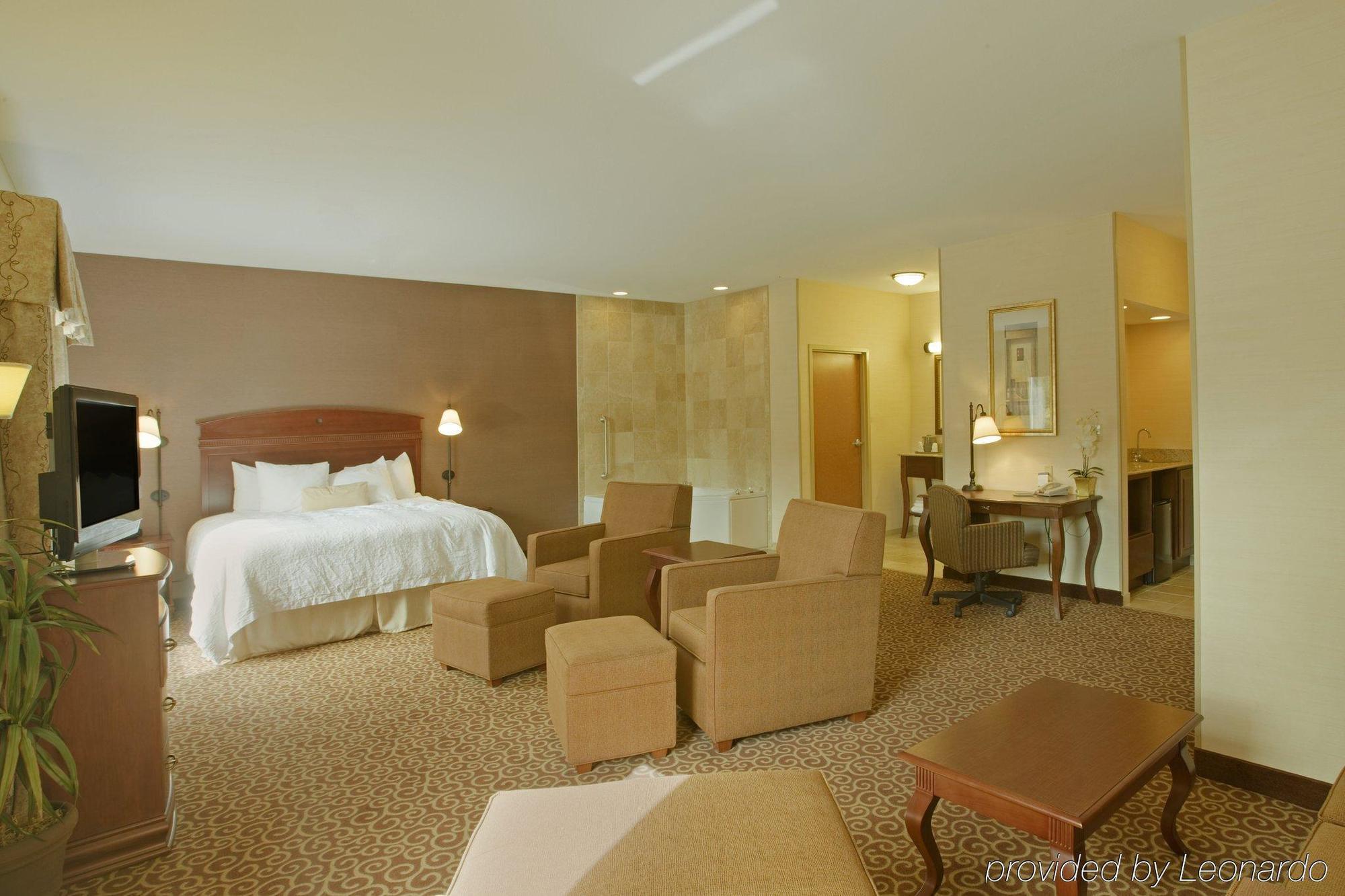 Hampton Inn Goshen Room photo